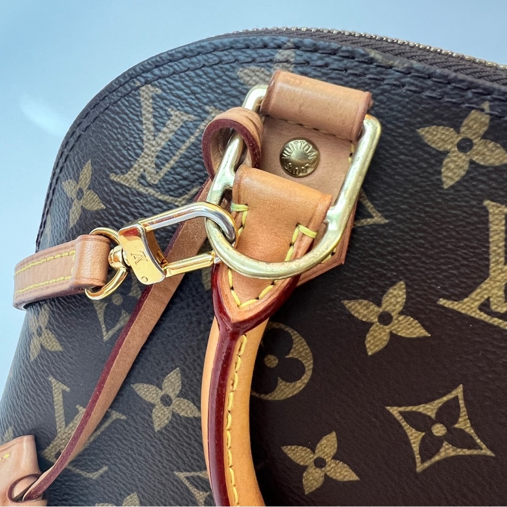 Louis Vuitton Alma BB - Picture 12 of 16